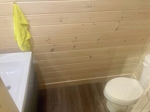 Doccia, asciugacapelli, asciugamani, sapone