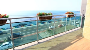 Unclassified image, 3 of 31, button - JbadaHotel (Jeju City)