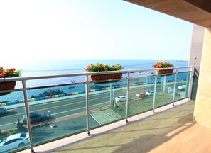 Suite familiar, vistes a l'oceà | Terrassa o pati