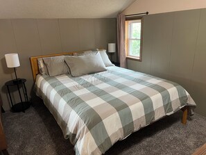 3 quartos, berço de viagem, Wi-Fi de cortesia, roupa de cama