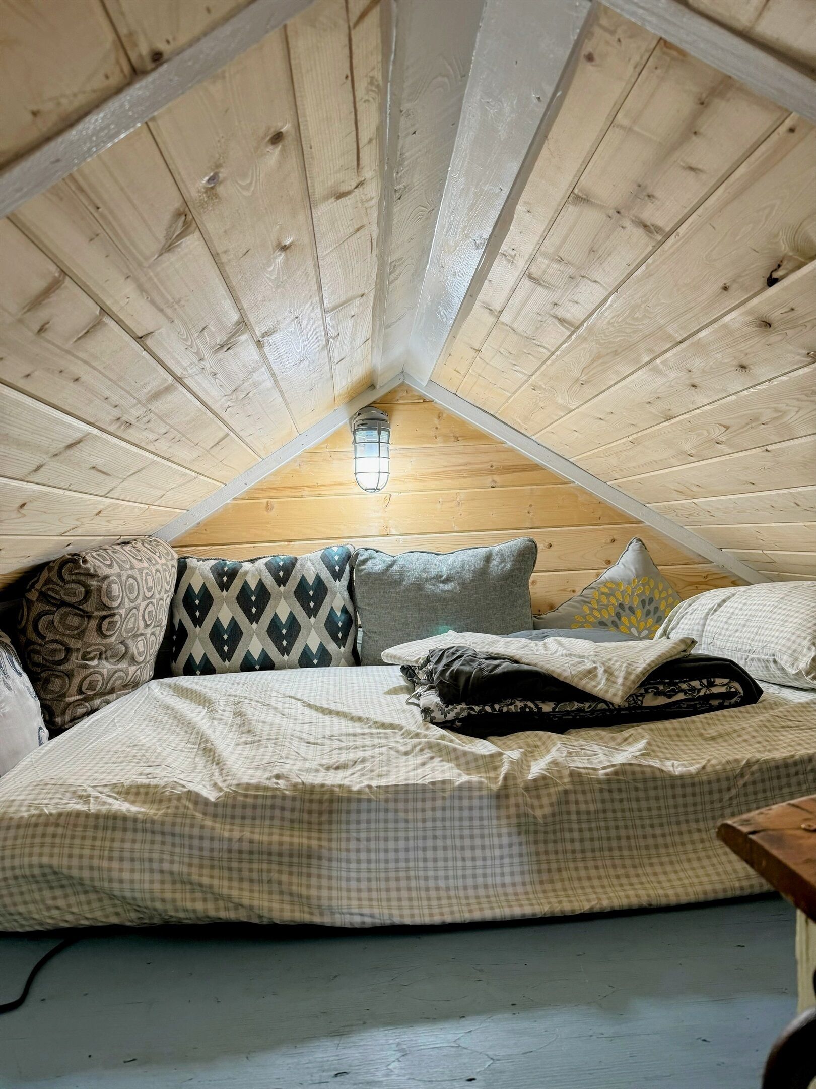 2 makuuhuonetta, työpöytä, silitysrauta/-lauta, ilmainen Wi-Fi