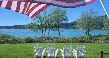 Engineer’s Suite - Historic Lakefront 2-Bedroom Cabin with Kayaking