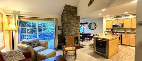 Smart-tv, pejs, stereoanlæg