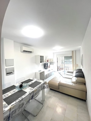 スマートテレビ