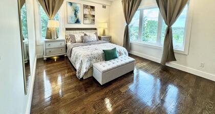 Luxury 3BR Condo 15 Min from New York Free Parking