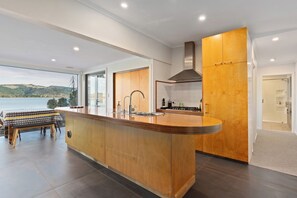 Fridge, microwave, oven, stovetop - Absolute waterfront retreat with outstanding views, just 15 min north of Dunedin (Warrington)