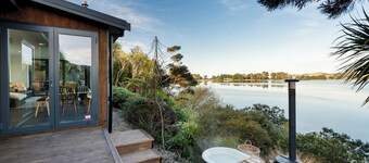 Absolute waterfront retreat with outstanding views, just 15 min north of Dunedin