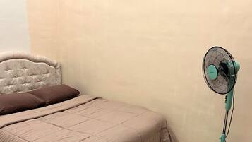 3 bedrooms, iron/ironing board