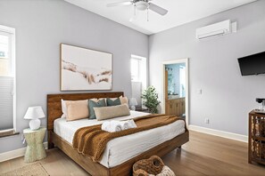 3 slaapkamers, een strijkplank/strijkijzer, reisbedje, wifi