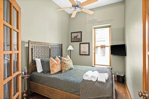 3 chambres, fer et planche à repasser, lit parapluie, Wi-Fi