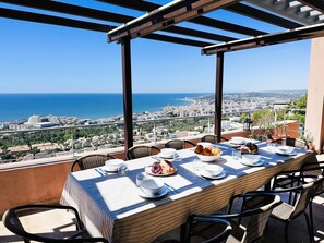 Outdoor dining - HILLTOP HEAVEN BY BLAUSITGES stunning property with amazing views (SITGES)