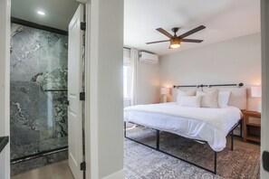 2 habitaciones, tabla de planchar con plancha, wifi y ropa de cama