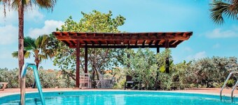 Luxurious House with Private Pool