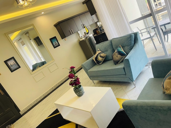 Smart TV - Lavender Luxury Apartment
Beautiful one bedroom apartment fully furnished. (Kampala)