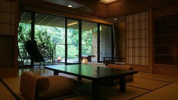 Deluxe Room | In-room safe, free WiFi