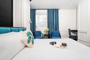 Deluxe Double Room, City View | 1 bedroom, minibar, desk, laptop workspace