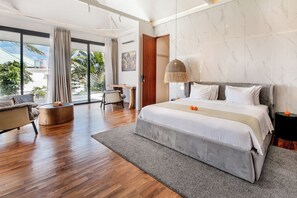 Luxury Villa, 4 Bedrooms, Private Pool | 4 bedrooms, in-room safe, iron/ironing board, free WiFi - Villa Giraffe (Seminyak)