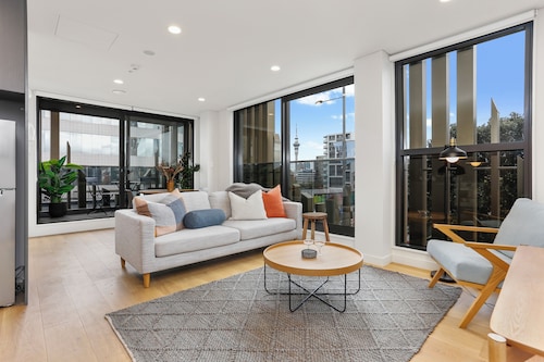 Lighthouse Apartments by Urban Rest