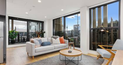 Lighthouse Apartments by Urban Rest