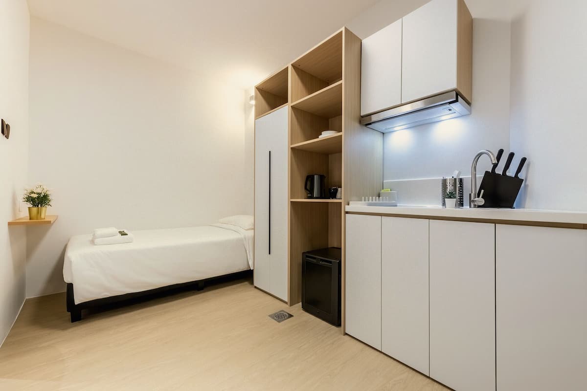 Family Studio, No Windows | In-room safe, free WiFi, bed sheets