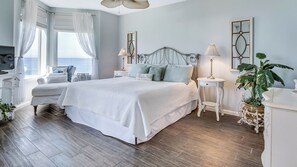 คอนโด, หลายเตียง, ระเบียง, วิวทะเล (Tranquillity 220) | 3 ห้องนอน, ห้องพักตกแต่งอย่างมีเอกลักษณ์, ตกแต่งพิเศษโดยเฉพาะ