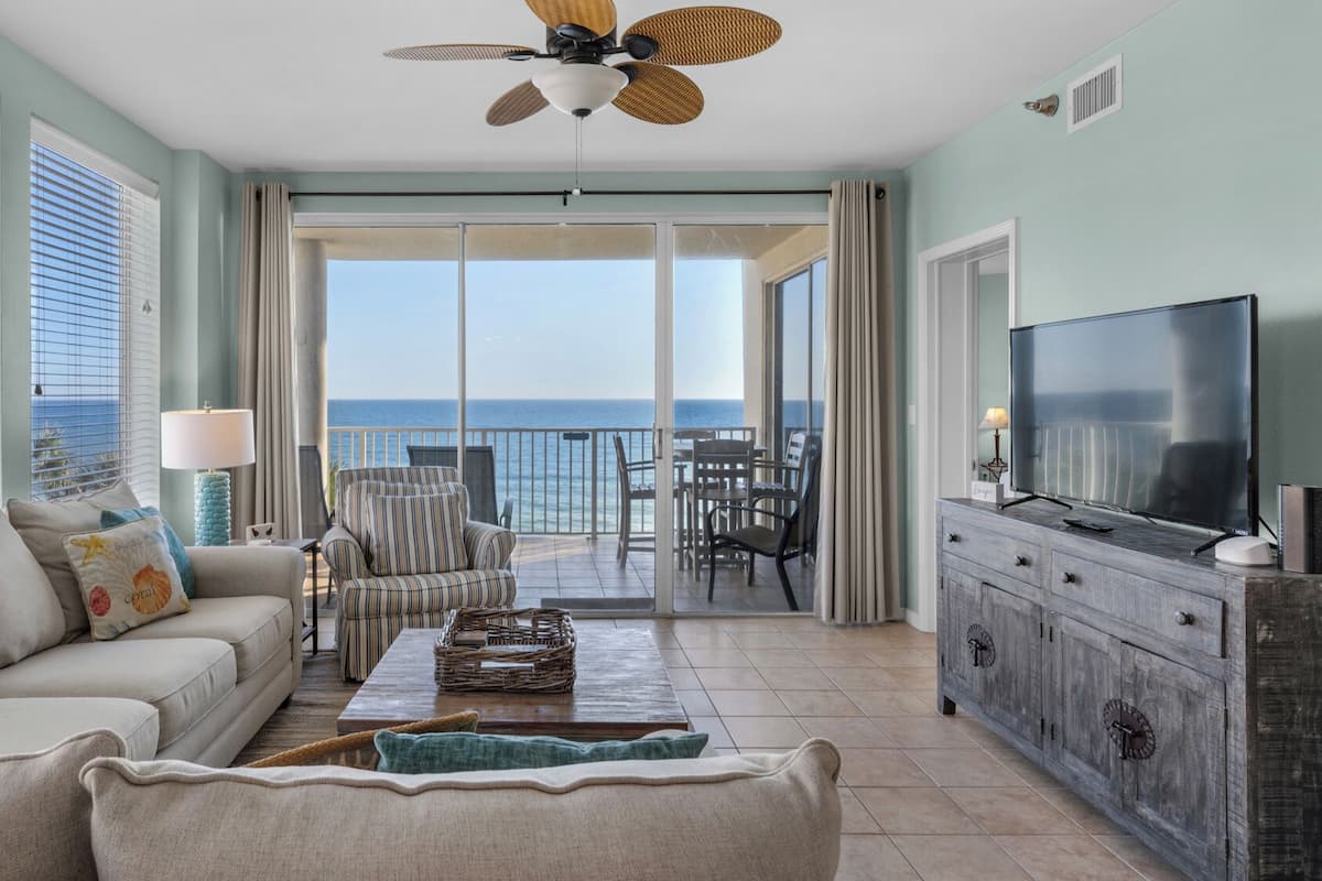 Condo, Multiple Beds, Balcony, Ocean View (Tranquillity 310) | Living area