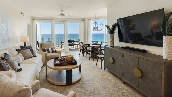 Kondominium, Beberapa Tempat Tidur, balkon, pemandangan samudra (Tranquillity 340) | Area keluarga | Televisi layar datar 42-inci dengan saluran TV digital