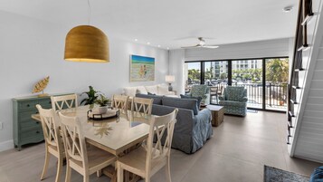 Condo, Multiple Beds, Patio, Pool View (Emerald Hill 22) | Interior