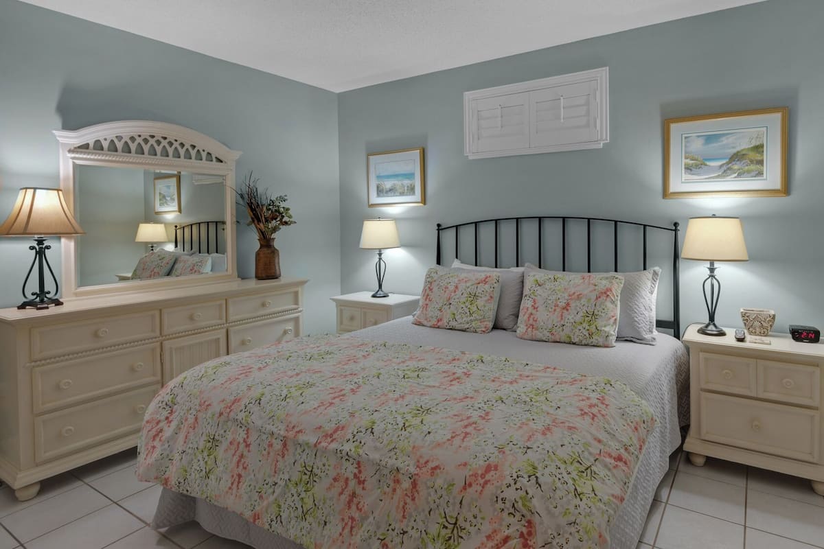 Condo, 1 Katil Raja (King) dengan Katil Sofa, Patio, Ocean View (Emerald Hill 11) | 2 bilik tidur, dihias secara berasingan