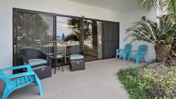 Studio, Multiple Beds, Patio, Garden View (Emerald Hill 19) | Terrace/patio