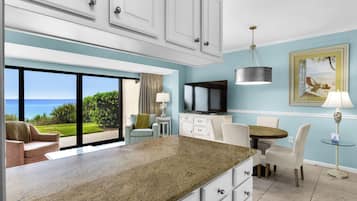 Apartamento, 1 cama de matrimonio grande con sofá cama, patio, vistas al mar (Emerald Hill 5) | Interior