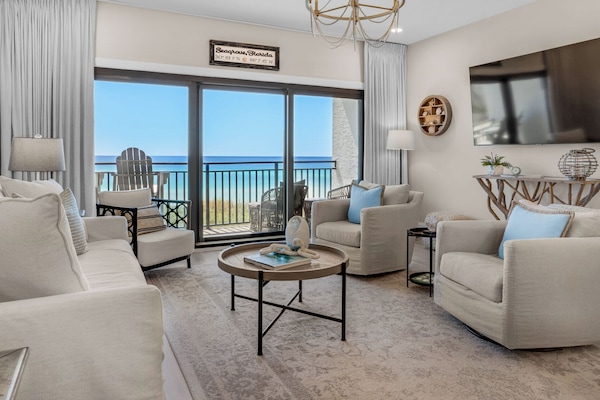 Condo, Multiple Beds, Patio, Ocean View (Palms C7) | Living area | 42-inch flat-screen TV with digital channels