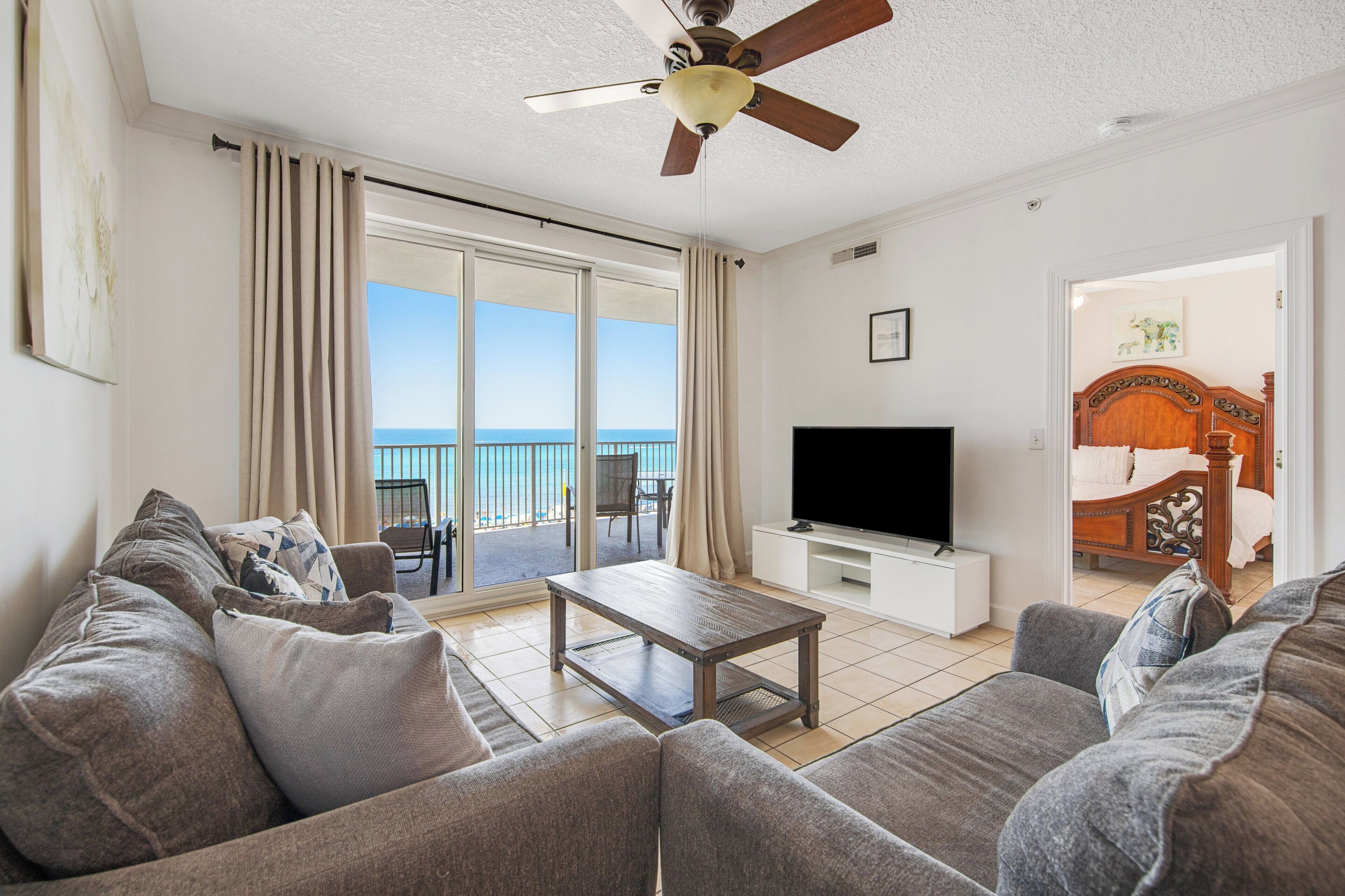 Condo, Multiple Beds, Balcony, Ocean View (Ocean Villa 502 - No Pets Allowed) | Living area