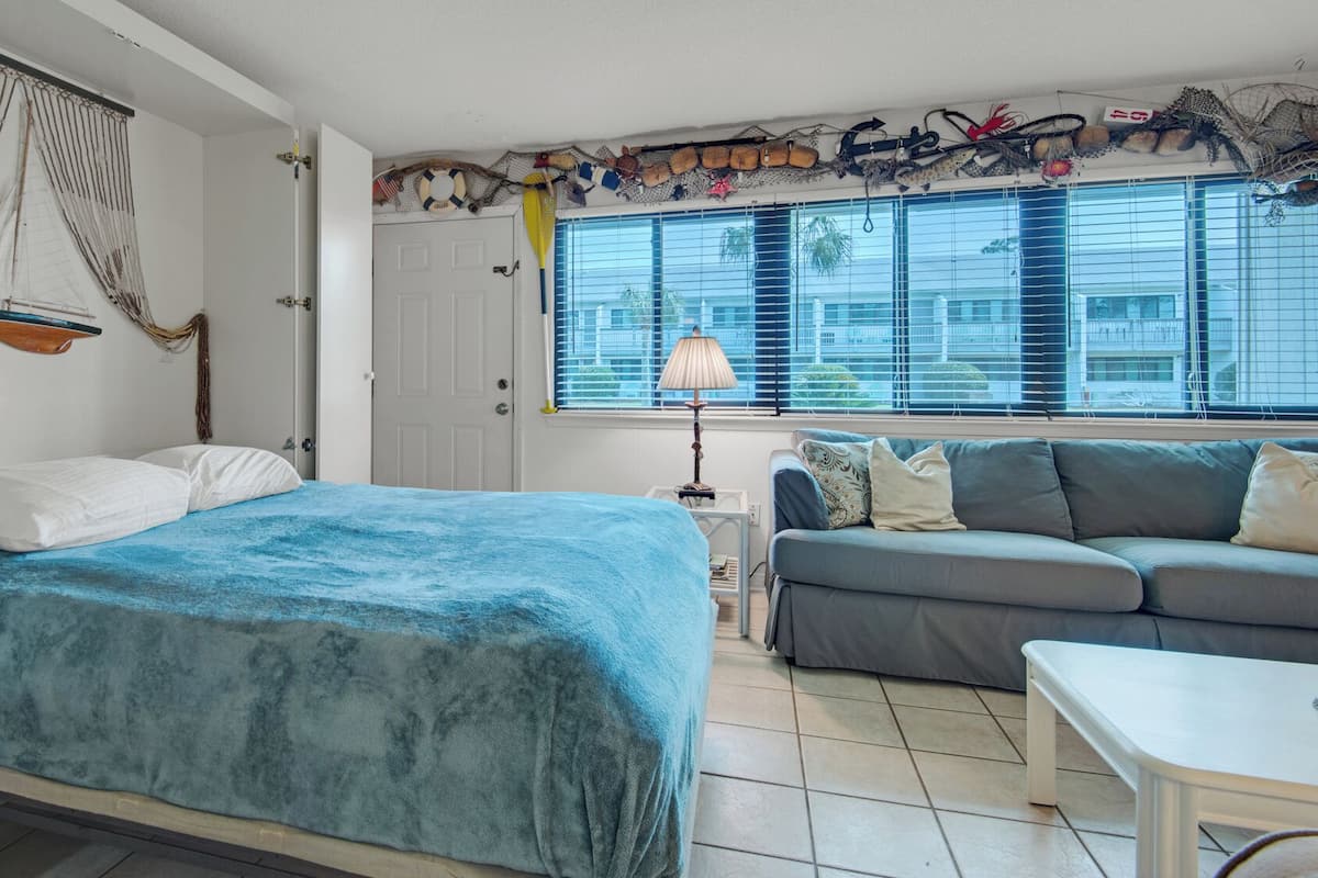 Studio Suite, nhiều giường, sân hiên, quang cảnh vườn (Hidden Beach 103) | 1 phòng ngủ, trang trí khác biệt