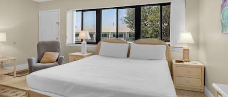 Studiosuite, balkong, hageutsikt (Hidden Beach 235) | 1 soverom, individuelt dekorert og individuelt innredet