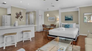 Studio Suite, 1 Queen Bed, Balcony, Garden View (Hidden Beach 201 - No Pets Allowed) | 1 bedroom, individually decorated, individually furnished