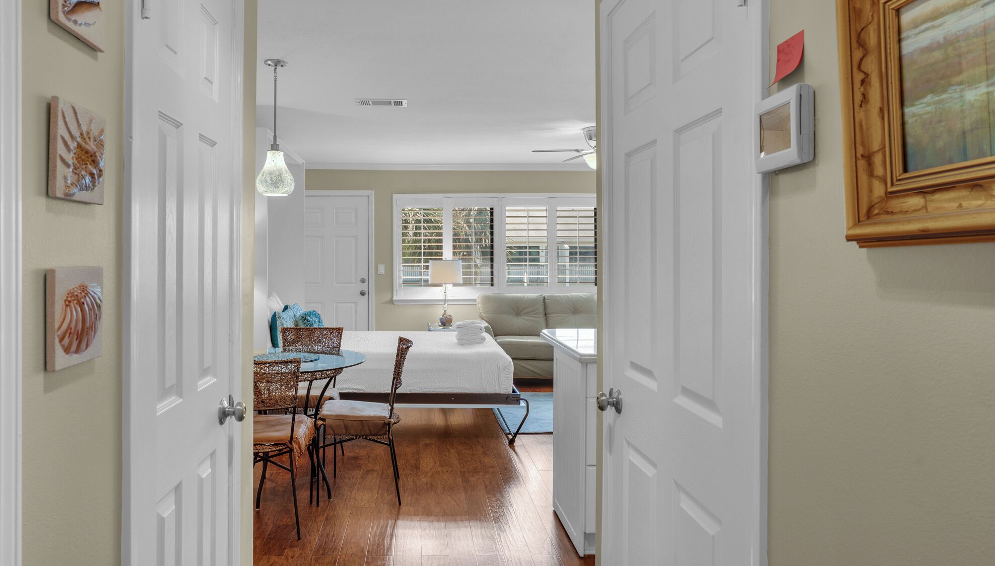 Studio Suite, 1 Queen Bed, Balcony, Garden View (Hidden Beach 201 - No Pets Allowed) | Interior