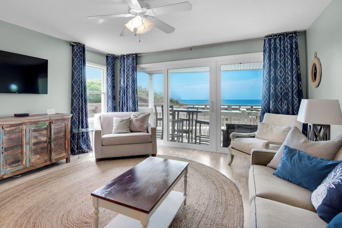 Condo, 1 Queen Bed with Sofa bed, Patio, Ocean View (Mistral 1) | Living area