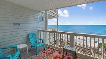 Condo, Multiple Beds, Balcony, Ocean View (Mistral 11) | Property grounds