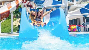 1 bedroom, premium bedding, in-room safe, desk