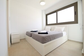 2 slaapkamers, een strijkplank/strijkijzer, gratis wifi, beddengoed