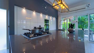 Exclusive Villa, Balcony, Pool View | Private kitchen