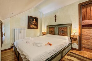 3 soverom, wi-fi (inkludert) og sengetøy