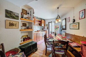 Maison Standard, plusieurs chambres (Grangia Sunset View) | Restauration