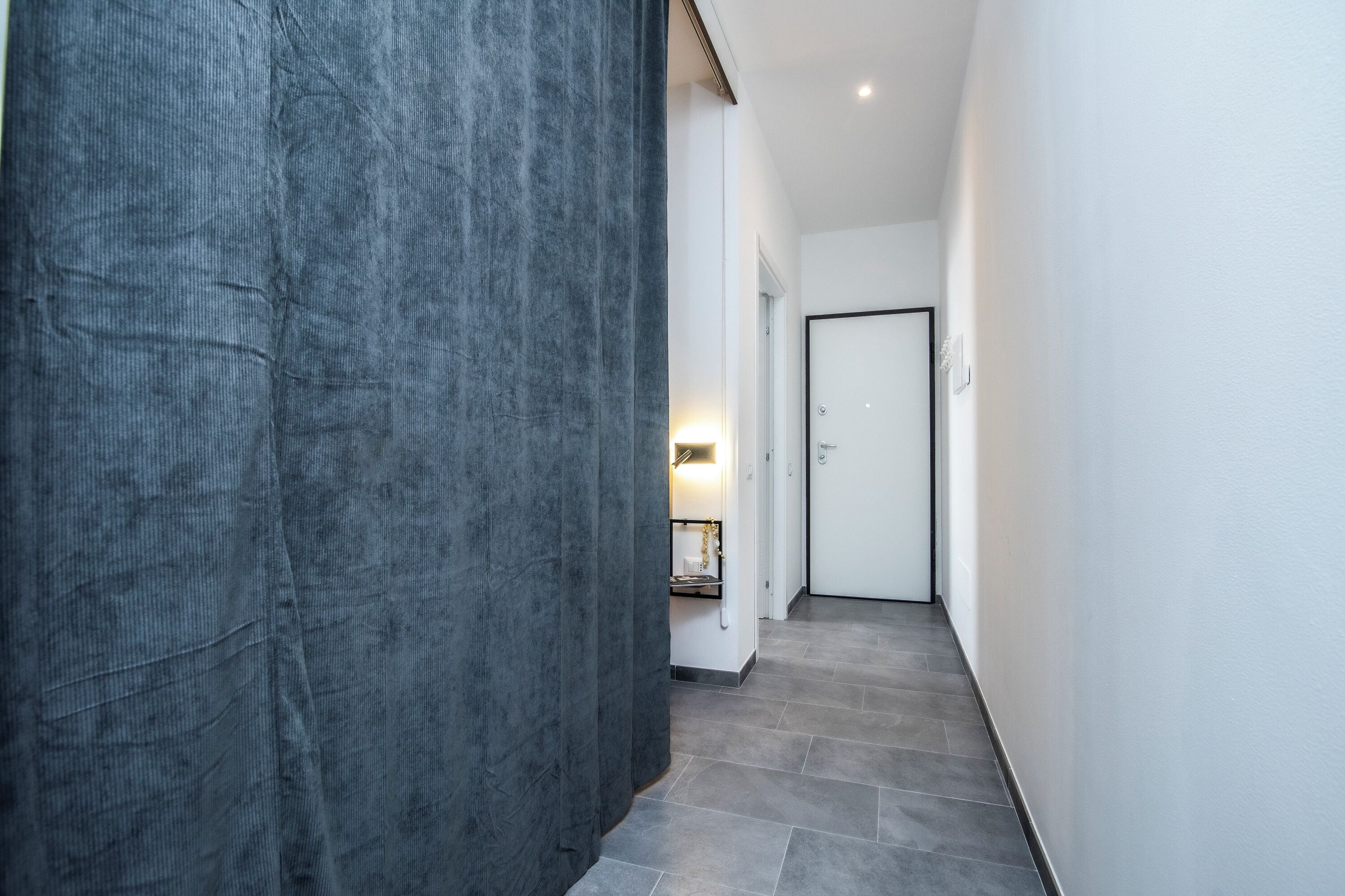 Family Studio (Always Traveling Near The City Center) | Interior
