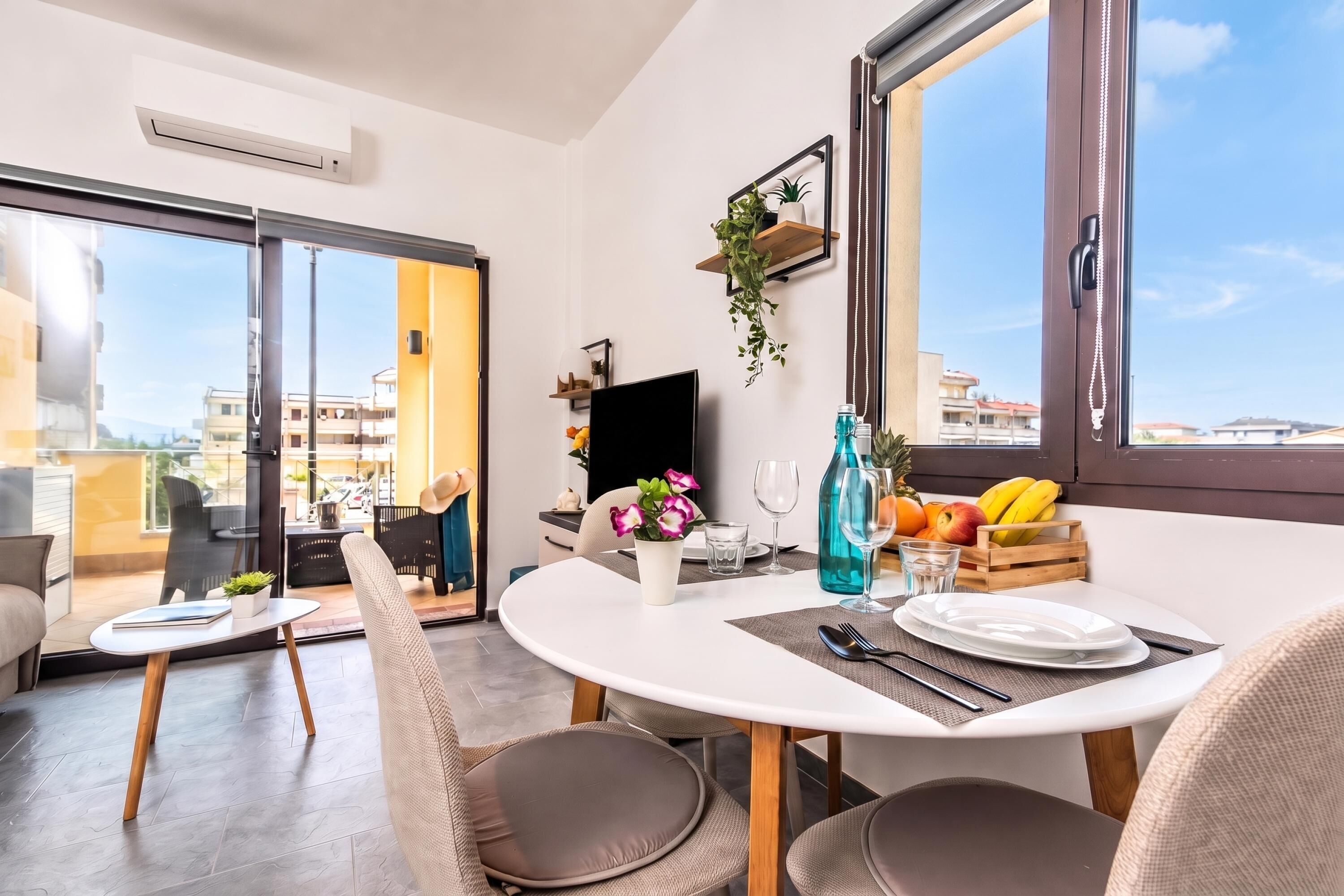 Monolocale familiare, balcone (Always Traveling Near The City Center) | Pasti