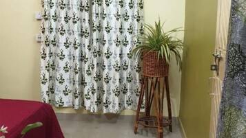 4 Schlafzimmer, Bügeleisen/Bügelbrett, WLAN, Bettwäsche