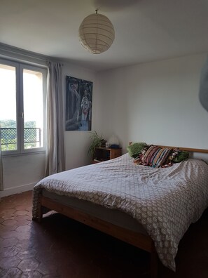 2 Schlafzimmer, Bügeleisen/Bügelbrett, kostenloses WLAN, Bettwäsche