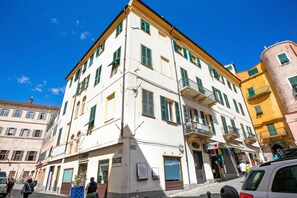 Exterior - Casa Cassini (Sanremo)