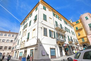 Exterior - Casa Cassini (Sanremo)